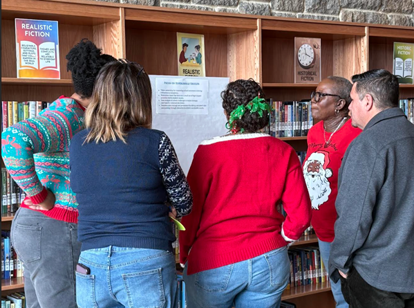 school-leaders-doing collaborative activity