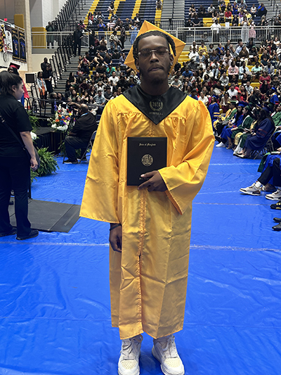 NTPSouth-2024-summer-school-graduation-student2.jpg